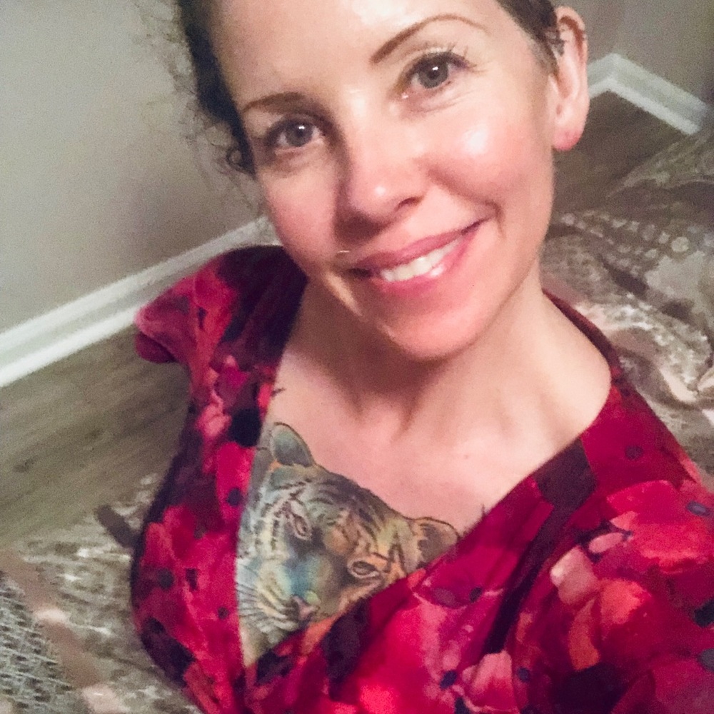 Meet your Posher, Pamela